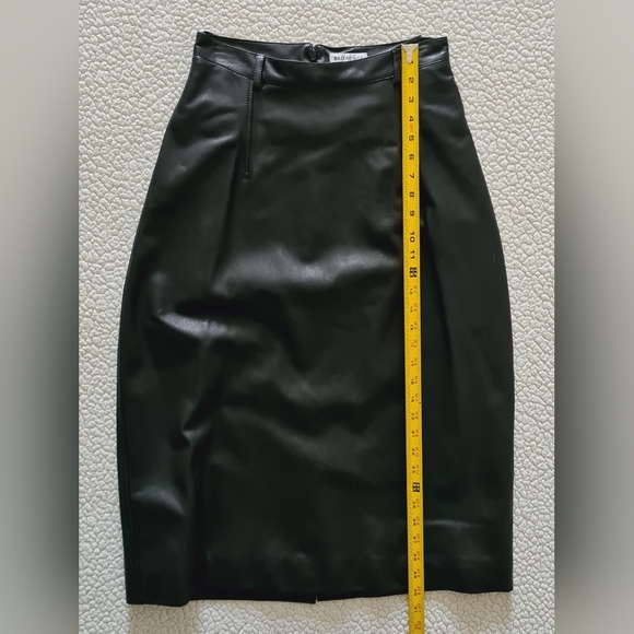 BALENCIAGA Black Leather High Waisted Midi Skirt FR 36 US 4 S Org $2,450 - Picture 16 of 16